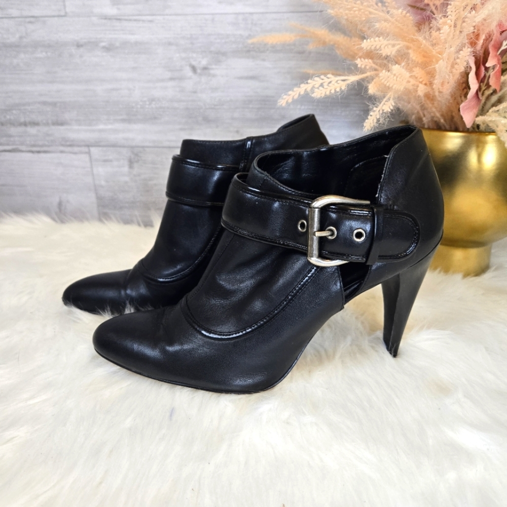 Nine West Evermoor Leather Ankle Booties